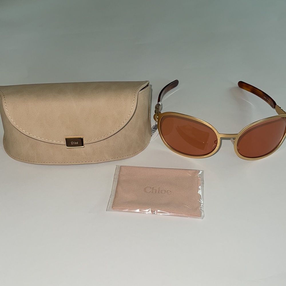 CHLOÉ Oval Gold Frame Sunglasses NWT - Picture 4 of 14